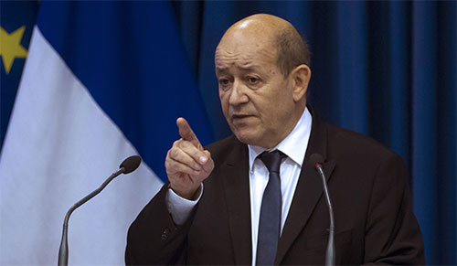 ministro francés de Defensa, Jean-Yves Le Drian Francia avisa de la dispersión de los terroristas de Libia en los países vecinos